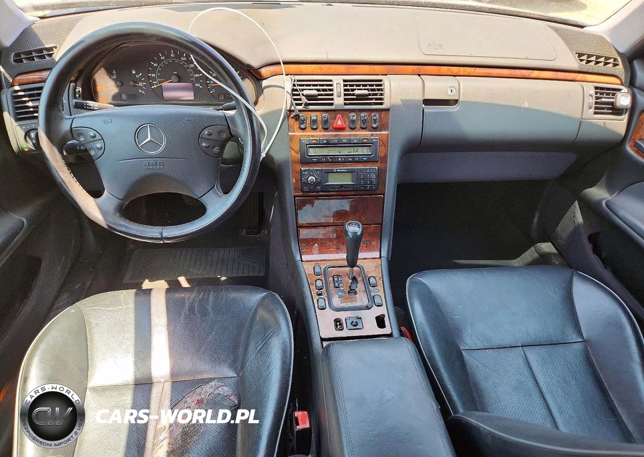 2000 Mercedes-Benz E 320 VIN:WDBJF65J6YB144514 - 8