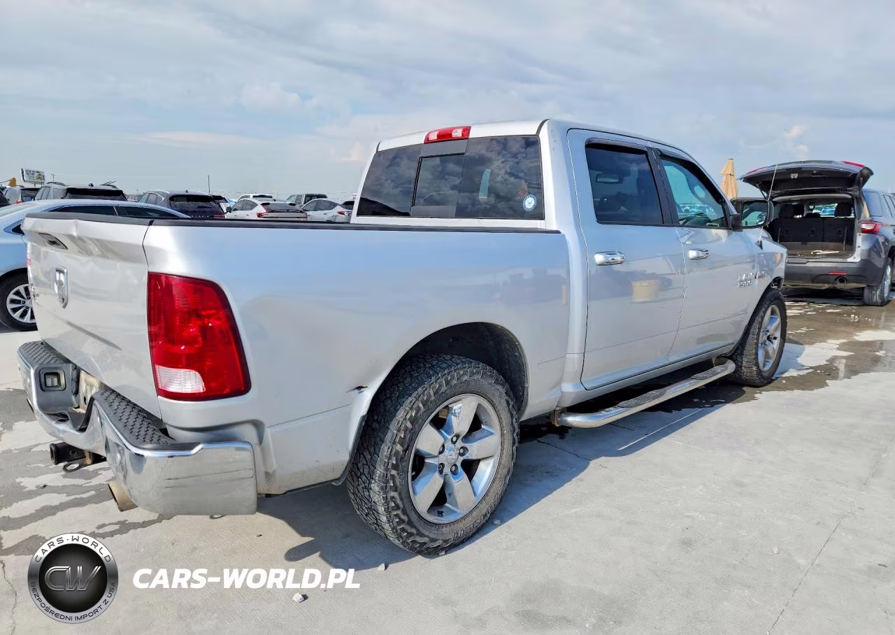 2016 Ram 1500 Slt VIN:3C6RR6LT5GG300975 - 3