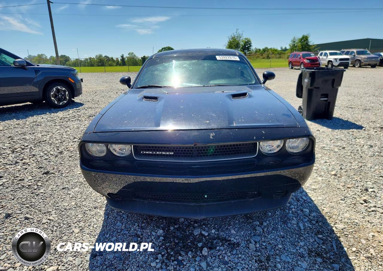 2012 Dodge Challenger Sxt VIN:2C3CDYAGXCH135180 - 5