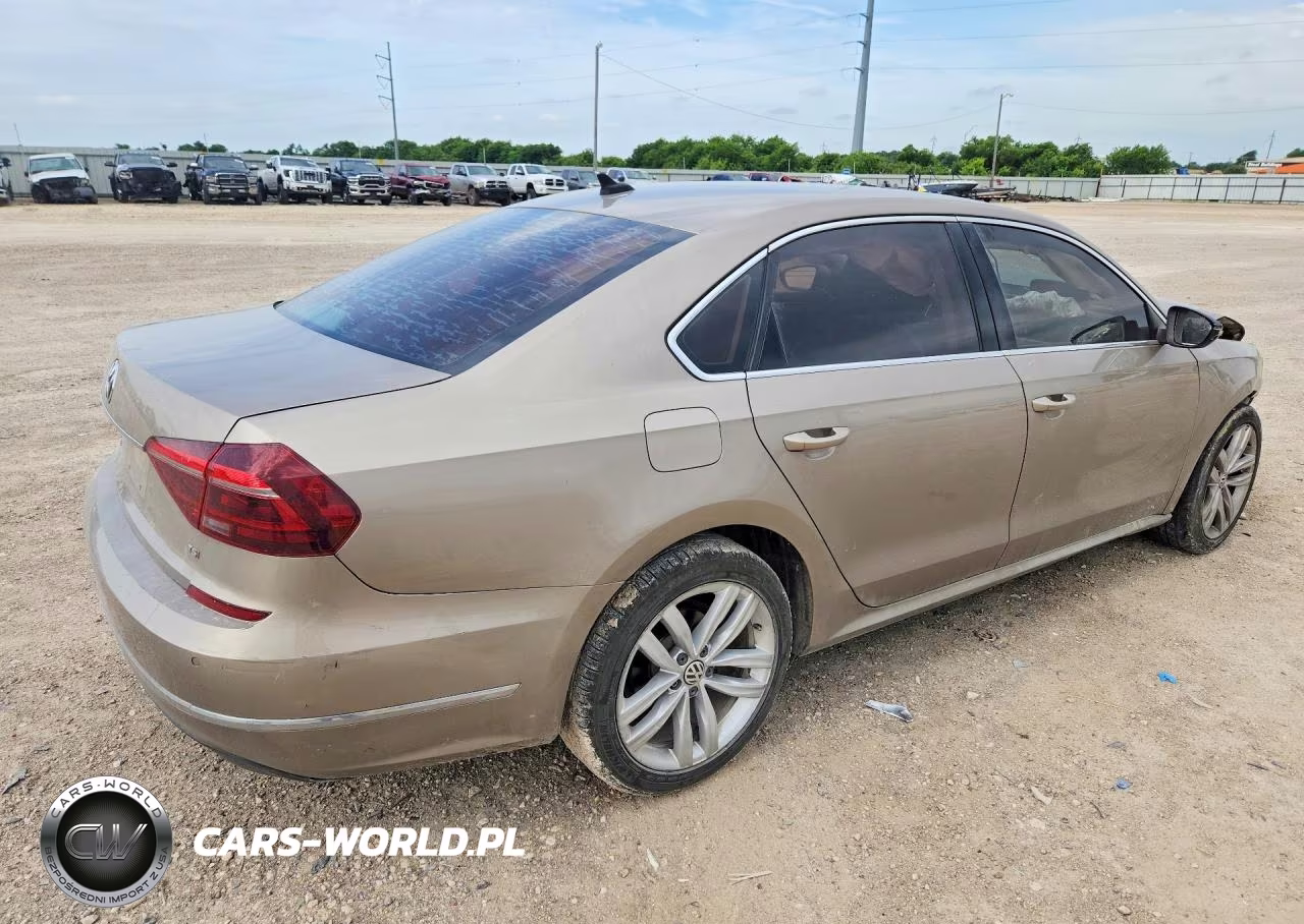 2018 Volkswagen Passat Se VIN:1VWBA7A35JC002136 - 3