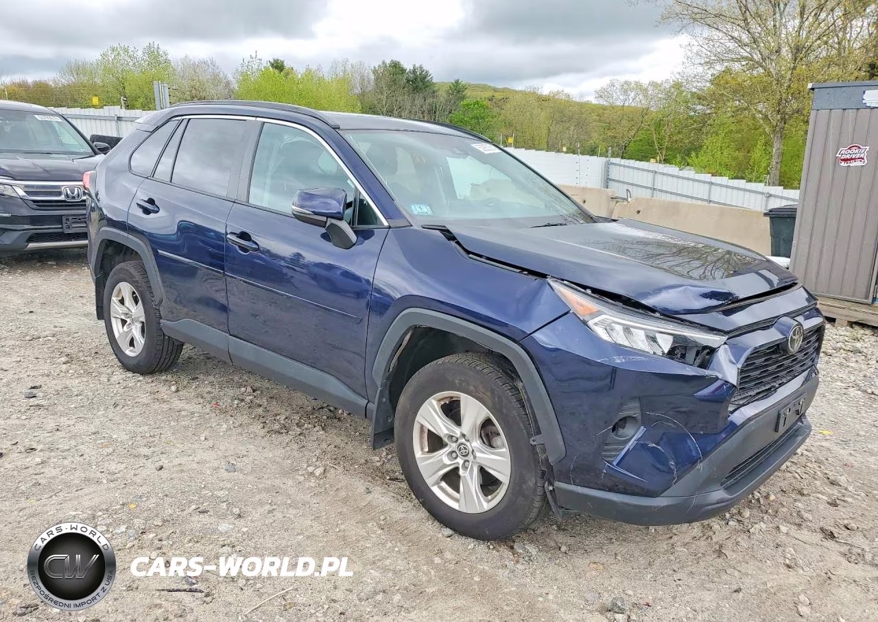 2021 Toyota Rav4 Xle VIN:2T3P1RFV2MW213701 - 4