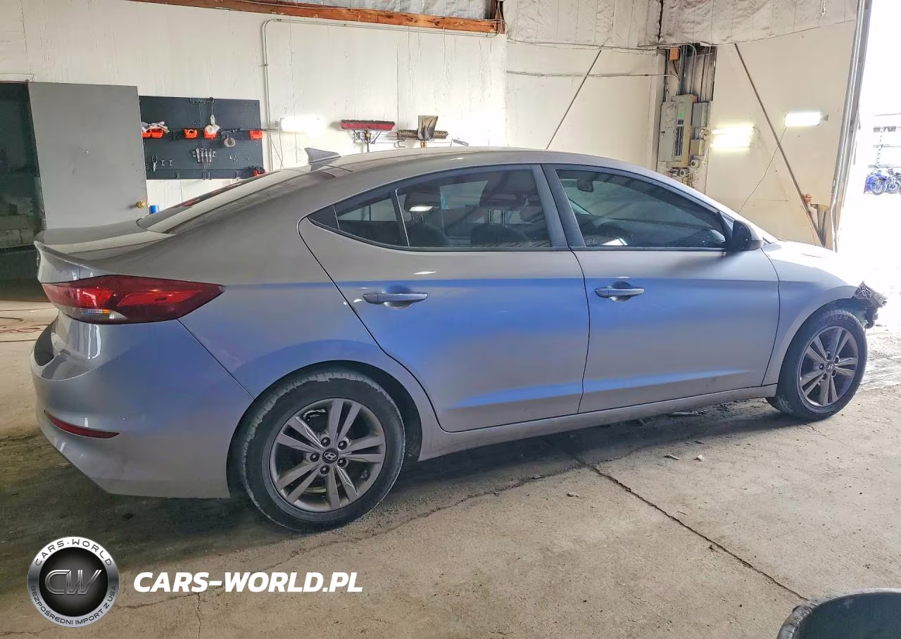 2017 Hyundai Elantra Se VIN:5NPD84LF8HH181400 - 3