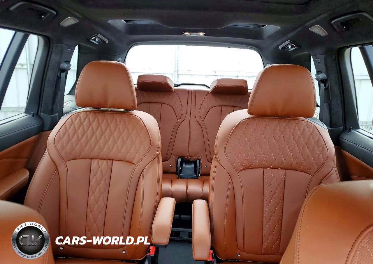 2026 BMW X7 xDrive40I VIN:5UX23EM02T9382313 - 10