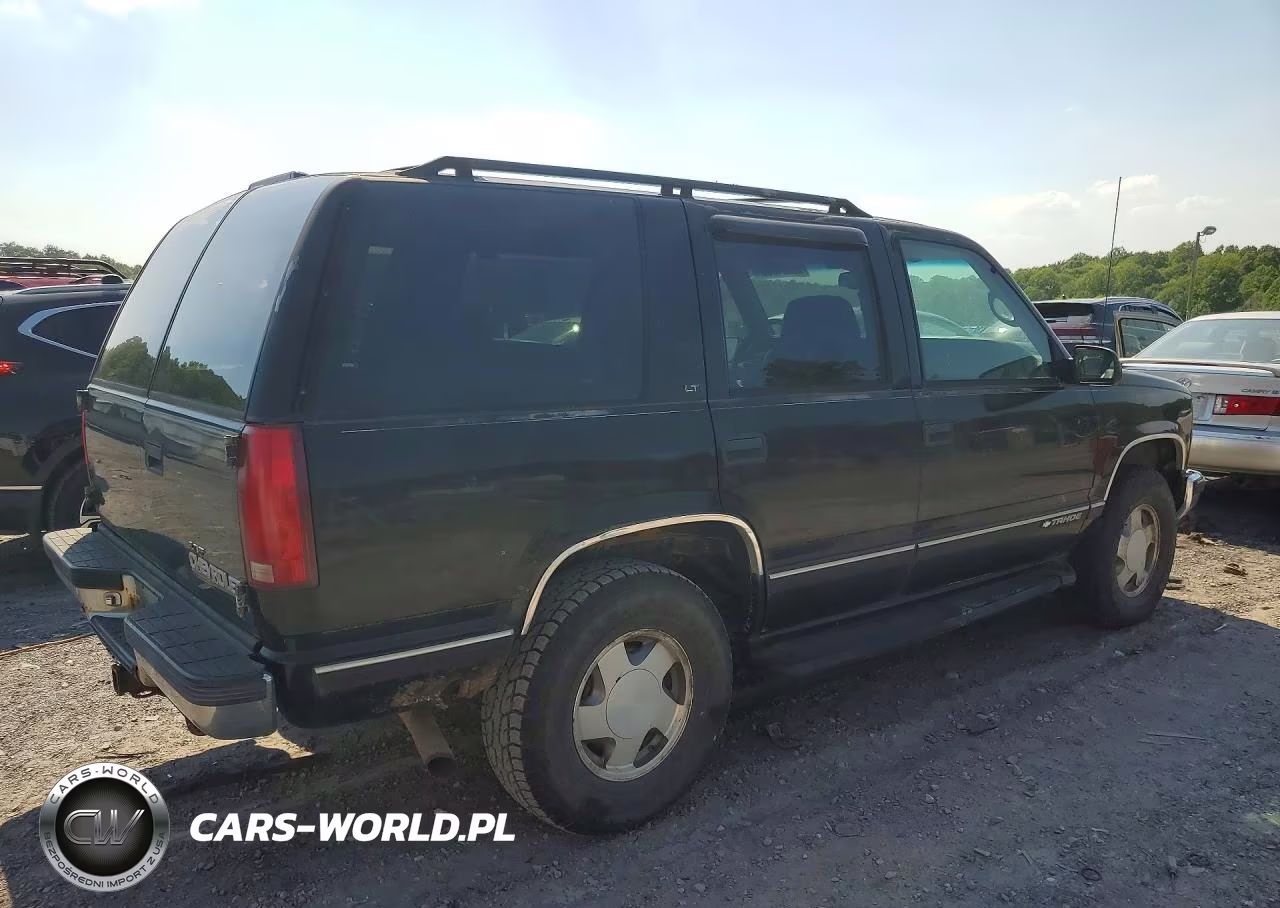 1999 Chevrolet Tahoe K1500 VIN:1GNEK13R7XJ321013 - 3