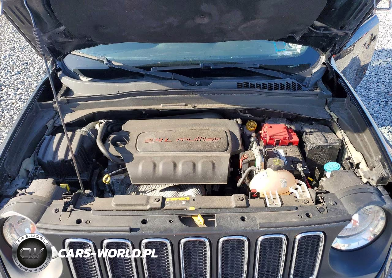 2018 Jeep Renegade Latitude VIN:ZACCJBBB2JPH29424 - 11