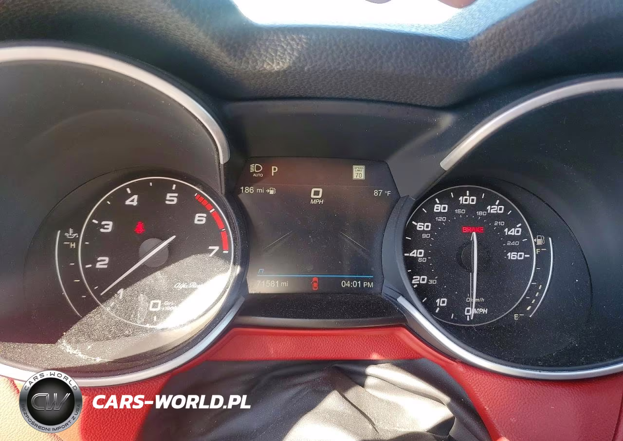 2021 Alfa Romeo Stelvio Awd VIN:ZASPAKBN9M7D13133 - 9