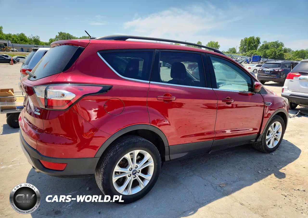 2017 Ford Escape Se VIN:1FMCU0G96HUC68993 - 3