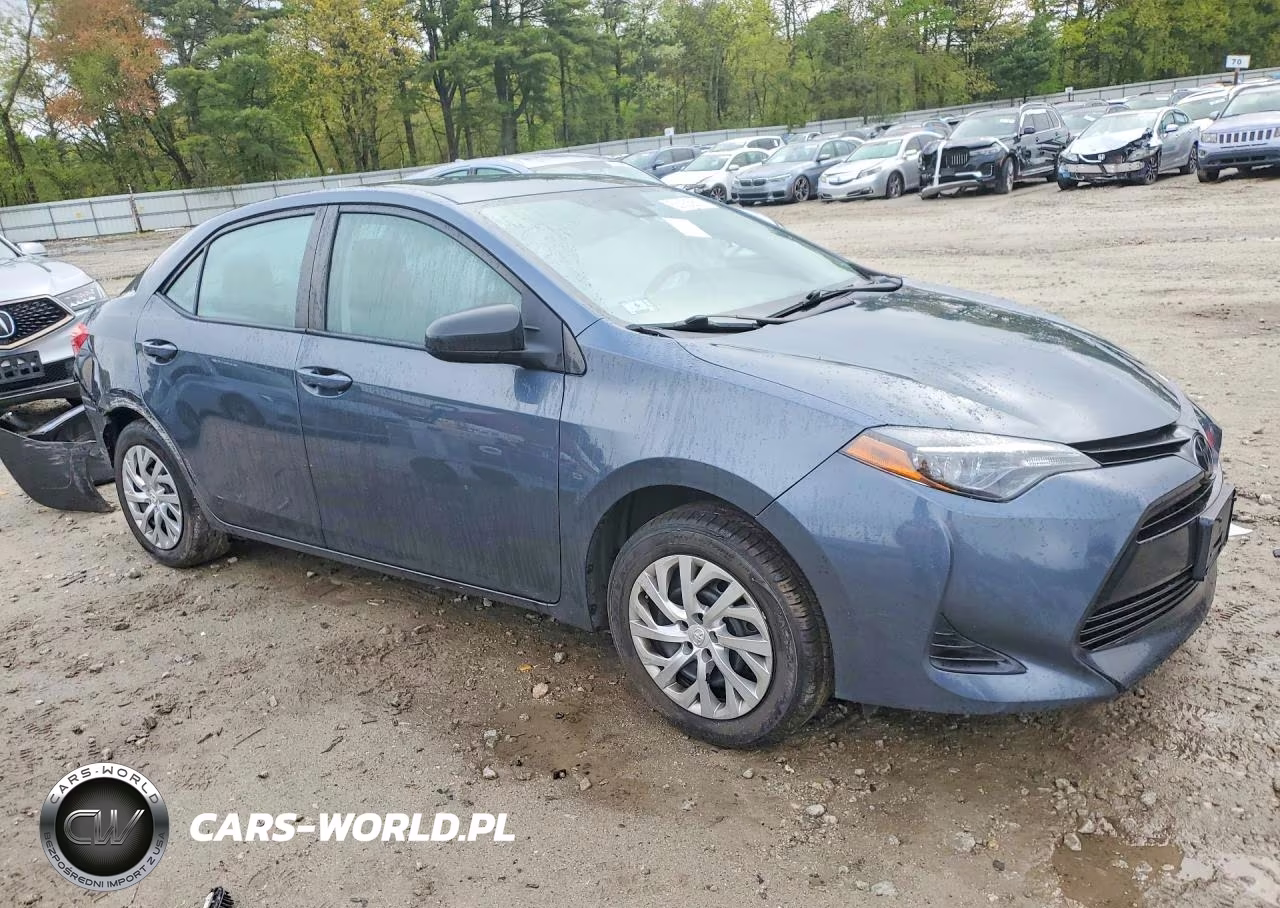 2019 Toyota Corolla Le VIN:2T1BURHE7KC217507 - 4