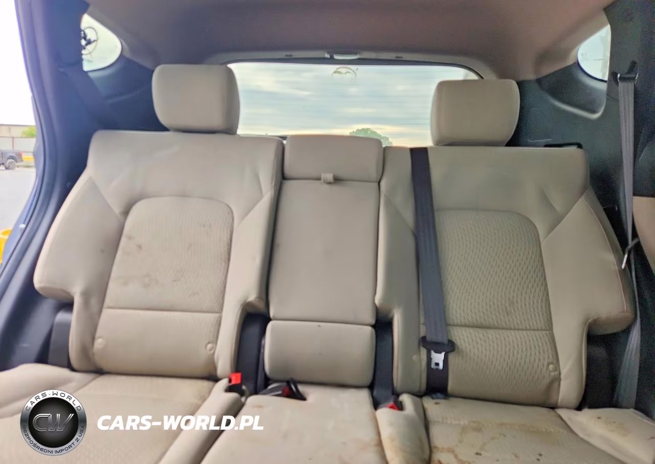 2017 Hyundai Santa Fe Sport 2.4L VIN:5XYZU3LB6HG464300 - 10