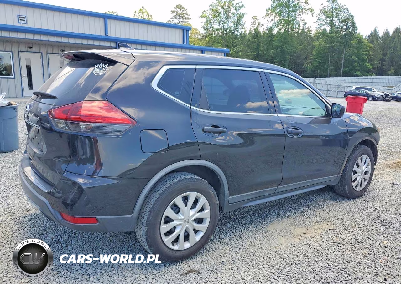 2017 Nissan Rogue S VIN:KNMAT2MT0HP611628 - 3