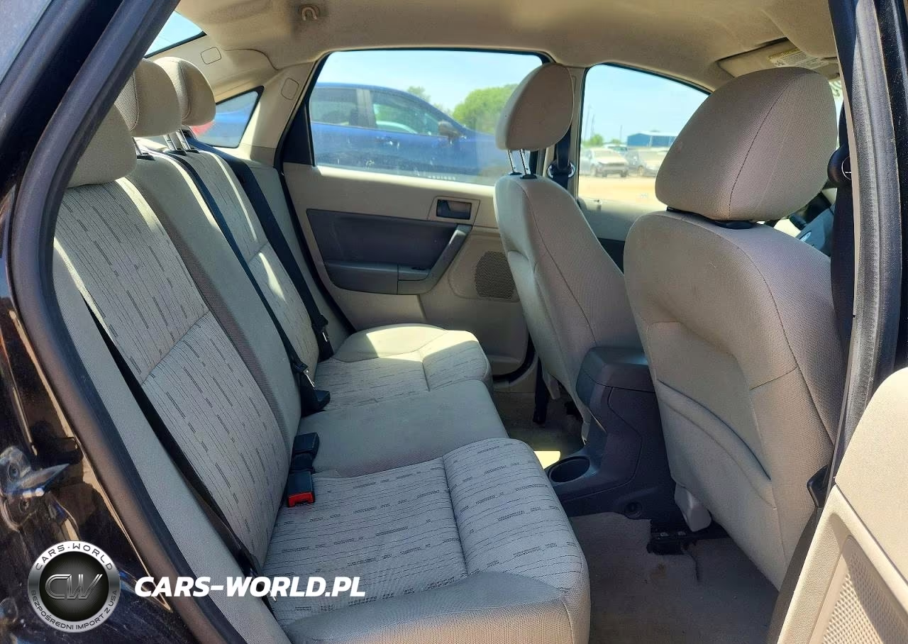 2010 Ford Focus Se VIN:1FAHP3FN9AW194731 - 10
