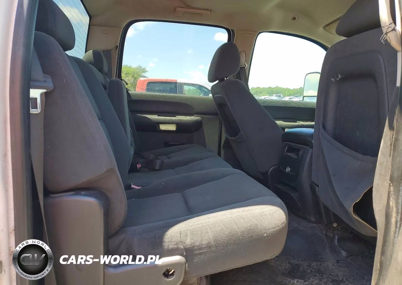 2007 GMC Sierra K2500 Heavy Duty VIN:1GTHK23677F561781 - 10