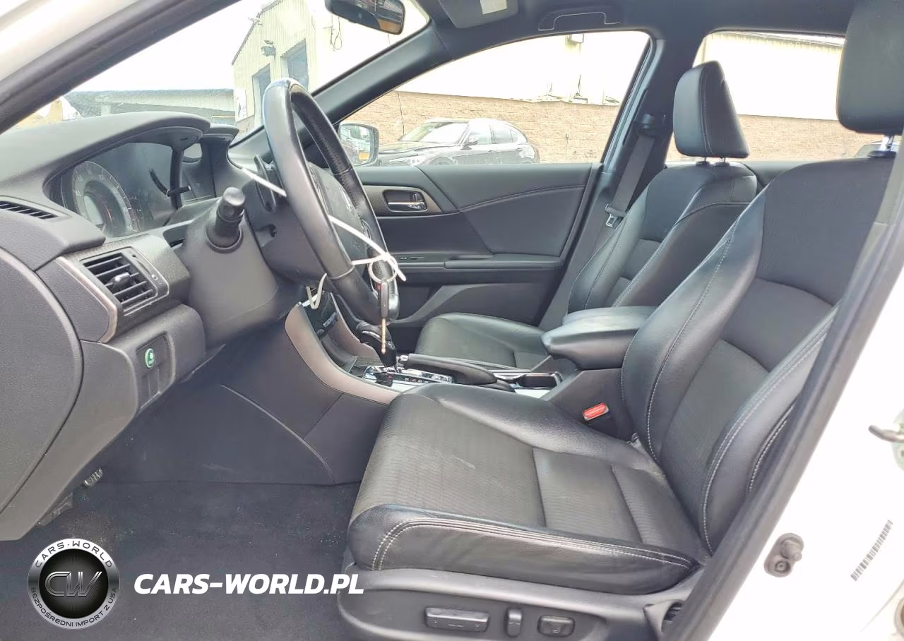 2017 Honda Accord Sport VIN:1HGCR2F50HA279863 - 7