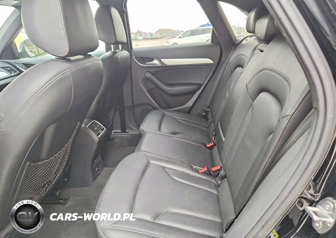 2018 Audi Q3 Premium VIN:WA1BCCFS0JR024042 - 11