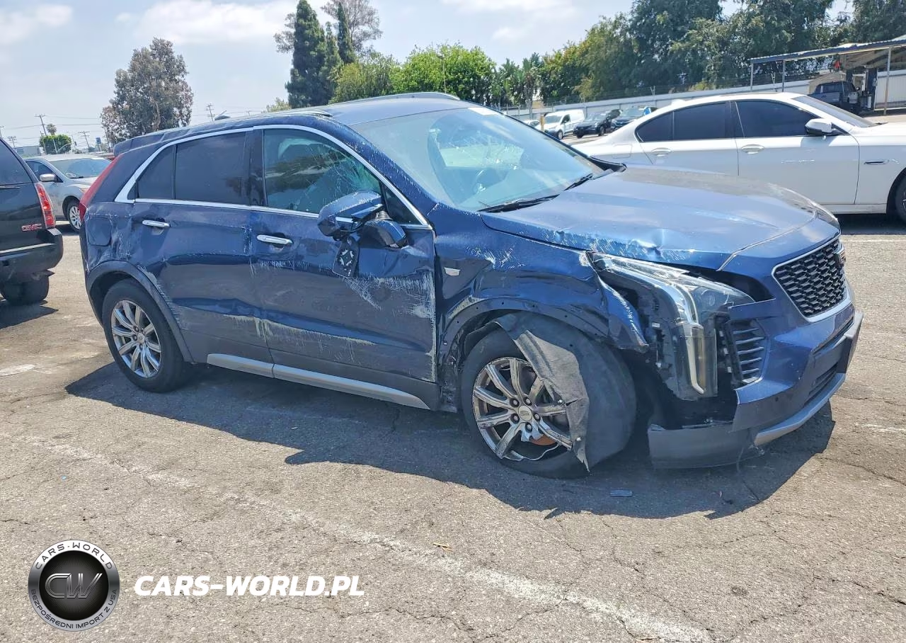 2019 Cadillac Xt4 Premium Luxury VIN:1GYFZCR45KF190265 - 4