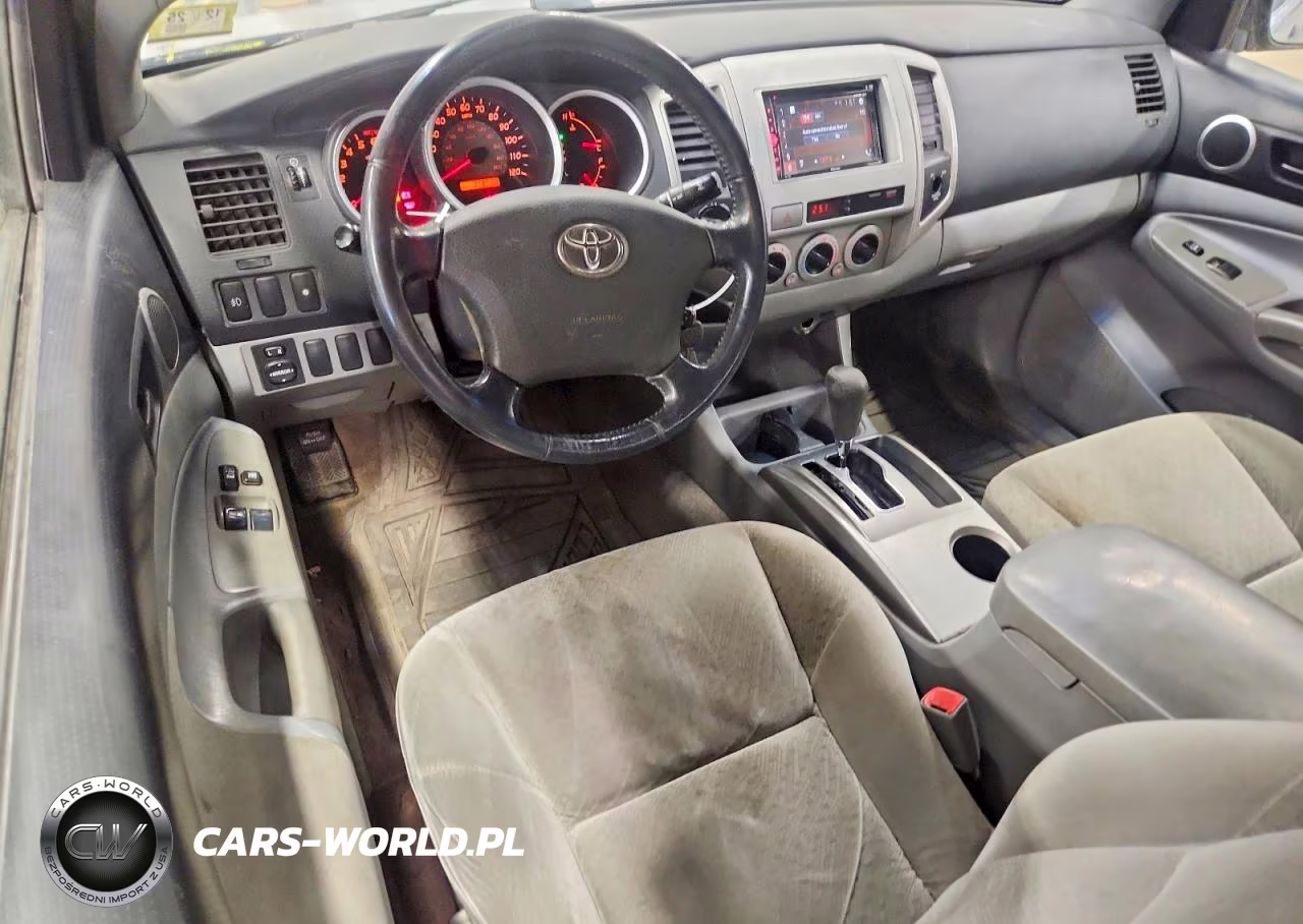 2005 Toyota Tacoma Access Cab VIN:5TEUU42N85Z137975 - 8