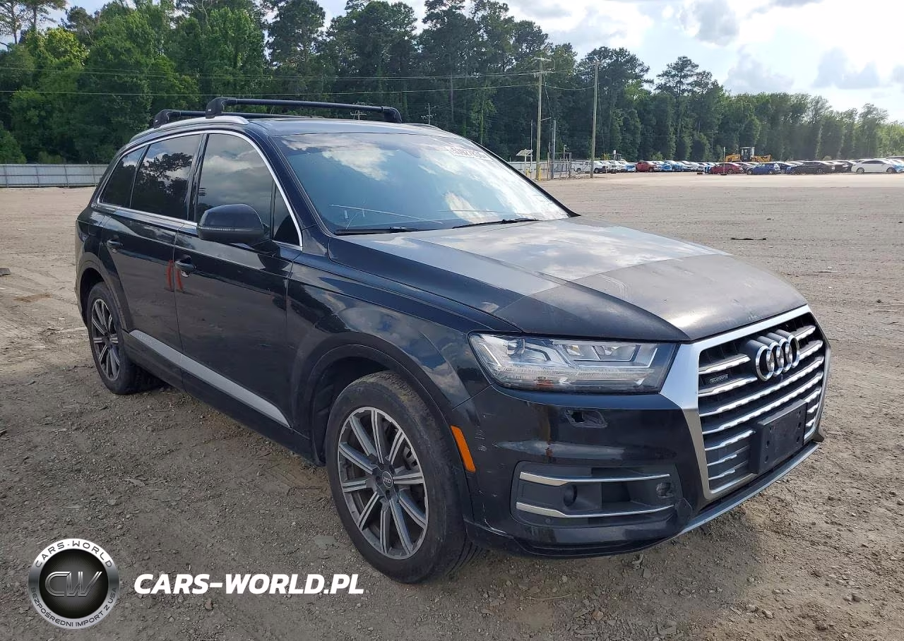 2017 Audi Q7 Premium Plus VIN:WA1LAAF75HD012275 - 4