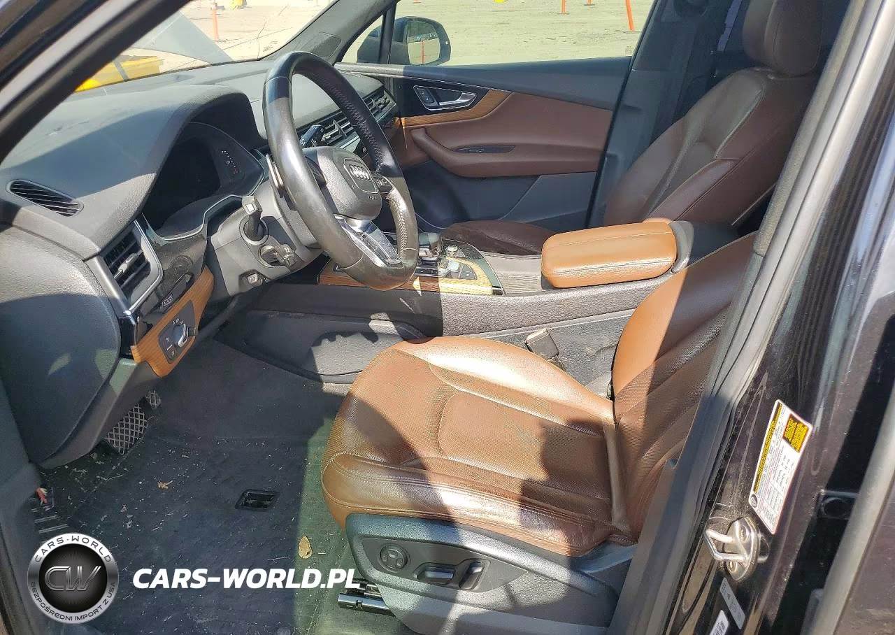 2017 Audi Q7 Premium Plus VIN:WA1LAAF75HD012275 - 7