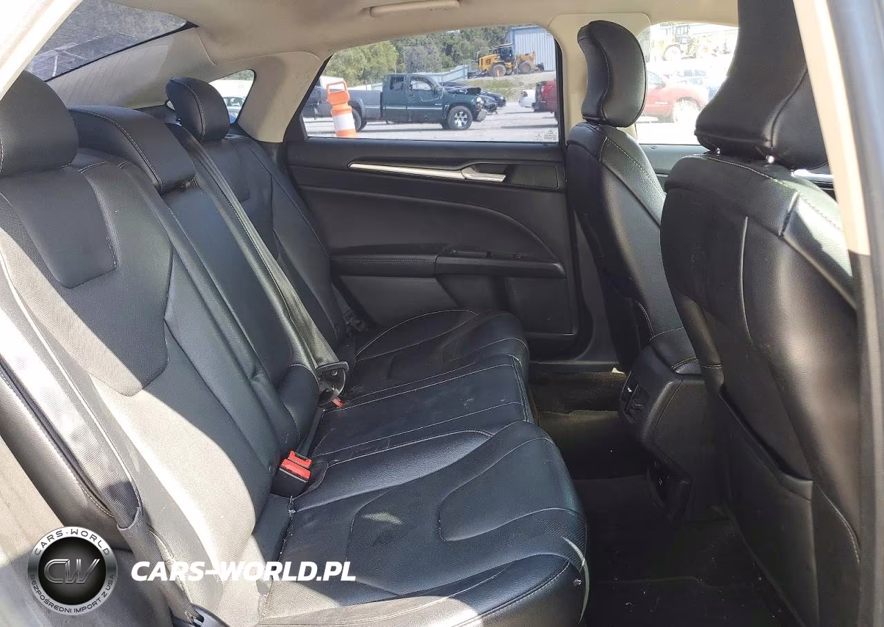 2017 Ford Fusion Titanium Phev VIN:3FA6P0SU3HR379809 - 10