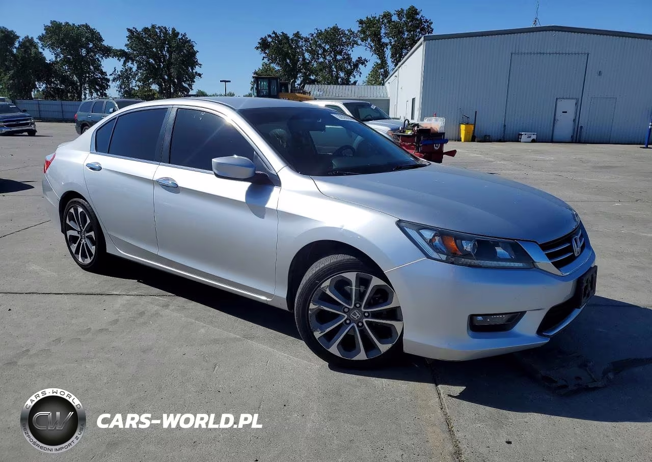 2015 Honda Accord Sport VIN:1HGCR2F59FA179953 - 4