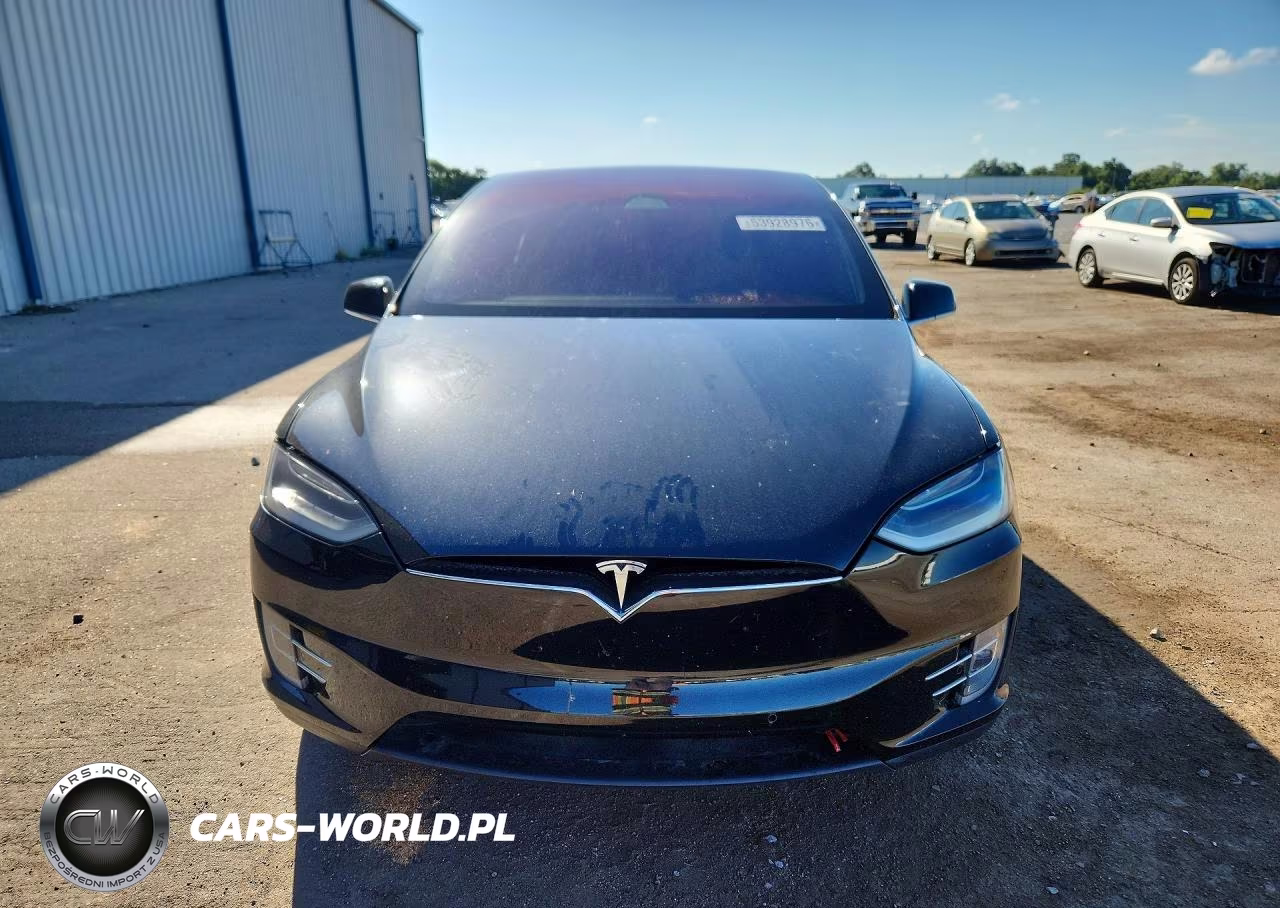 2018 Tesla Model X VIN:5YJXCBE46JF140893 - 5