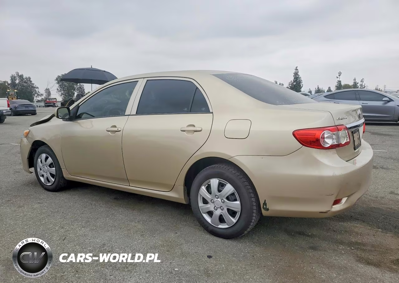 2013 Toyota Corolla L VIN:5YFBU4EE2DP186614 - 2