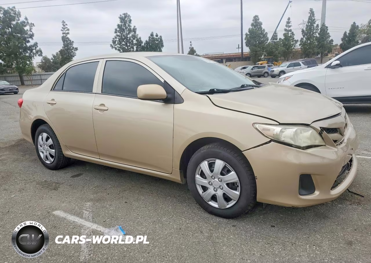 2013 Toyota Corolla L VIN:5YFBU4EE2DP186614 - 4