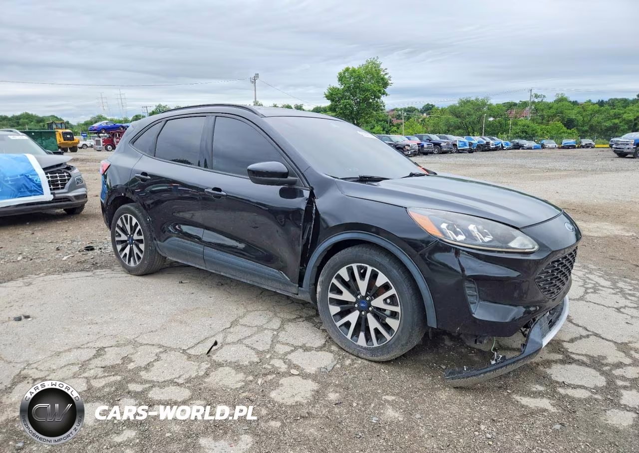 2020 Ford Escape Se Sport VIN:1FMCU0BZ9LUC22557 - 4
