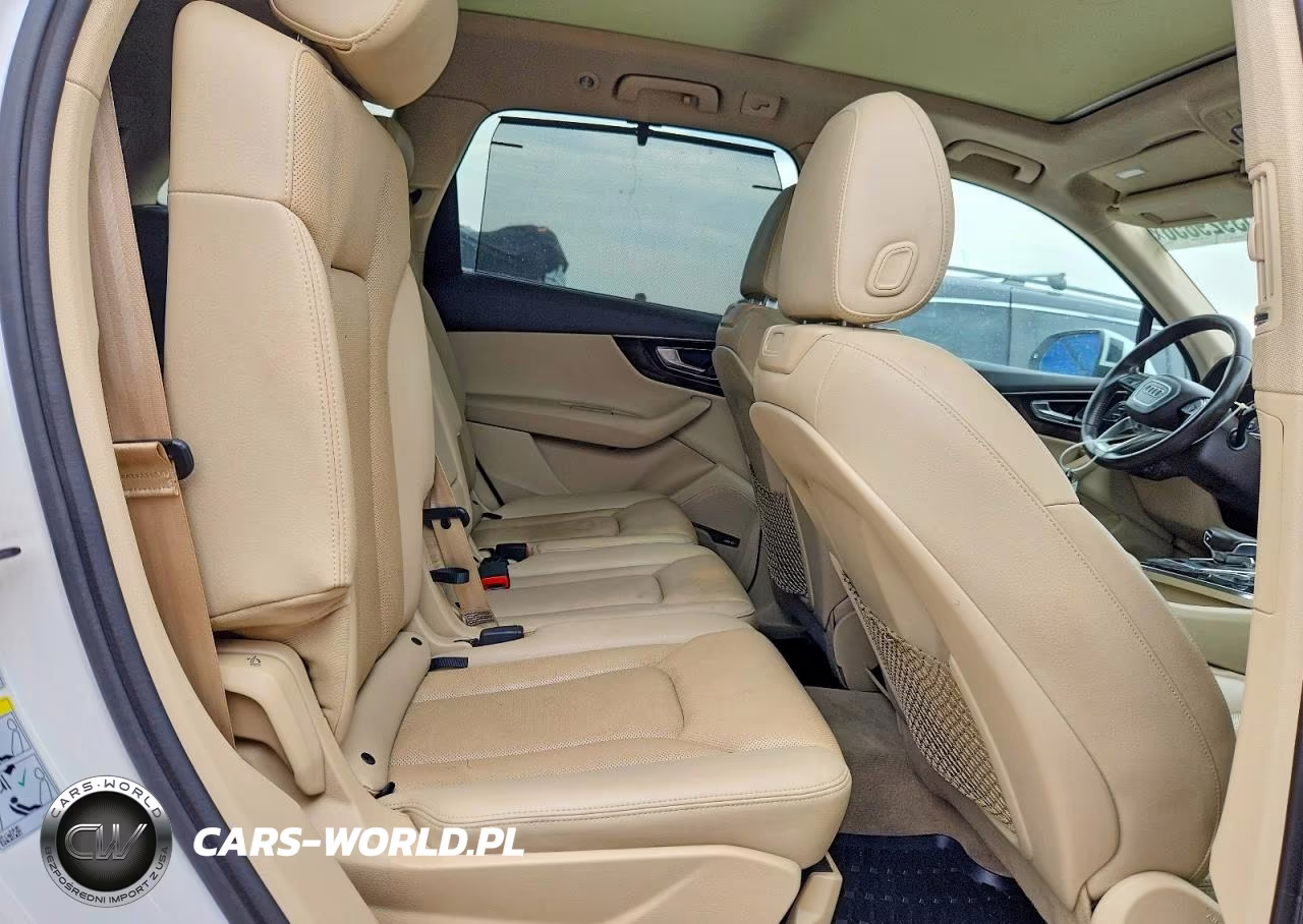 2017 Audi Q7 Prestige VIN:WA1VAAF78HD048017 - 11