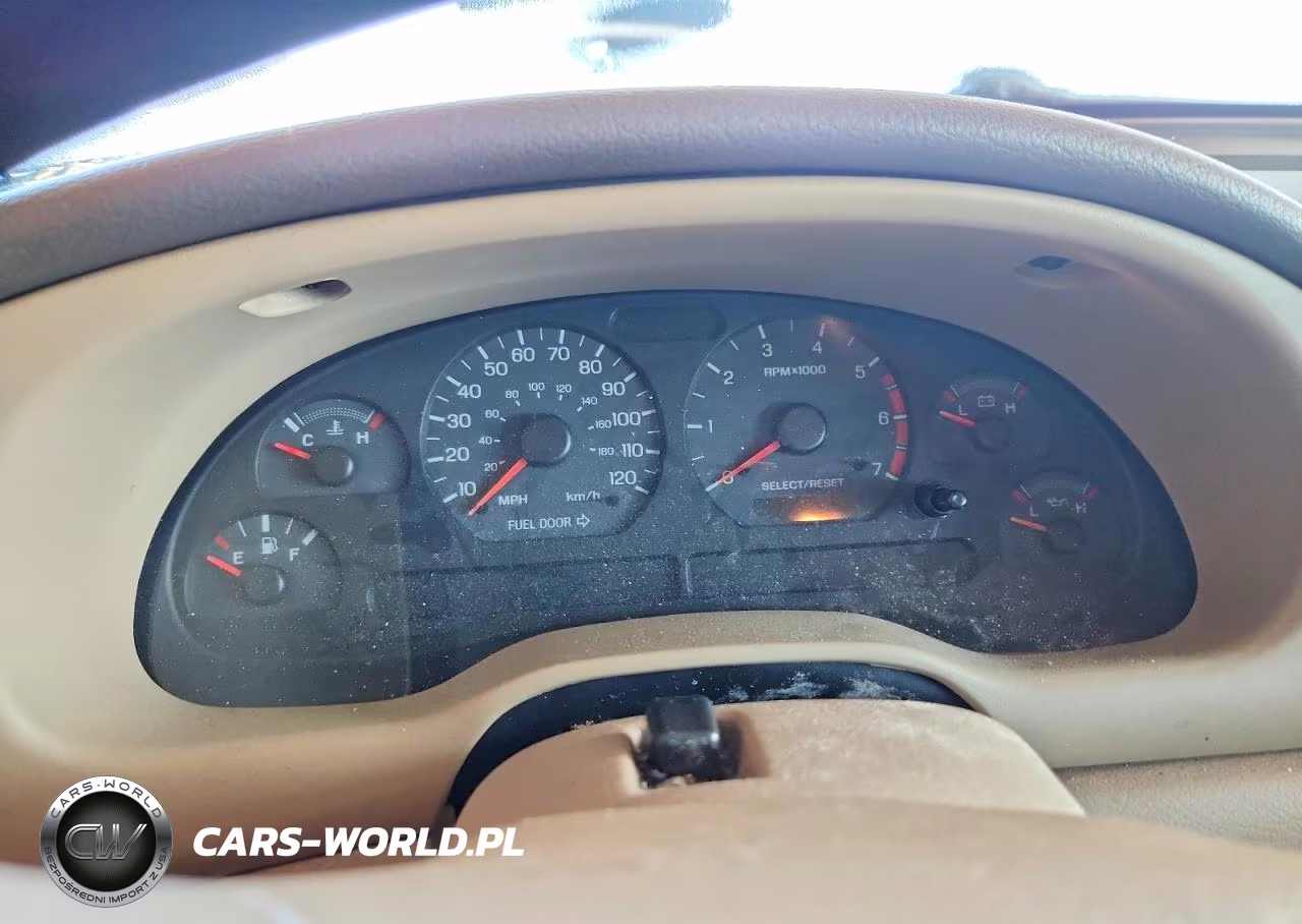 2004 Ford Mustang VIN:1FAFP40614F203070 - 9