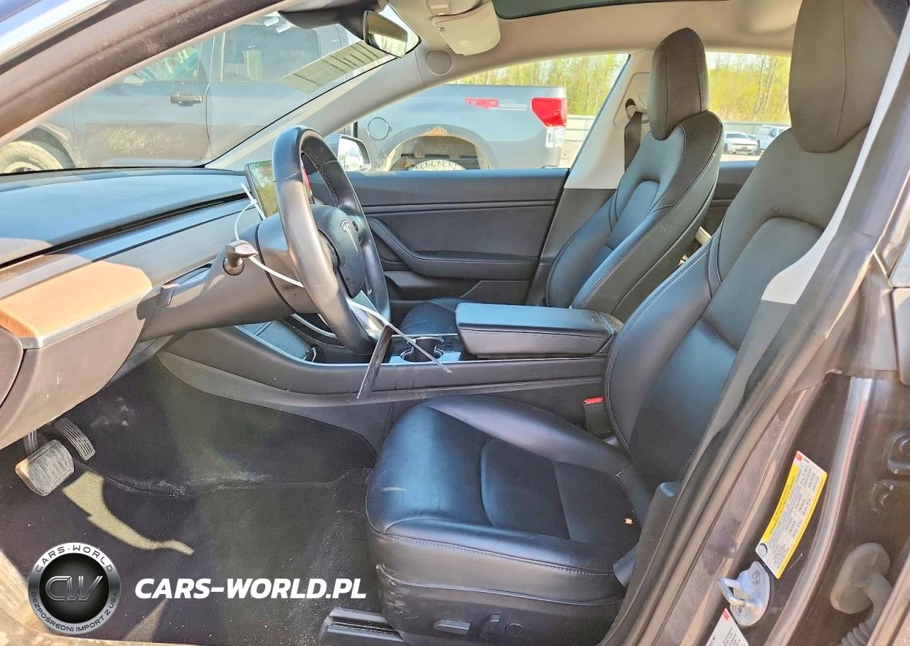 2018 Tesla Model 3 VIN:5YJ3E1EB0JF128482 - 7