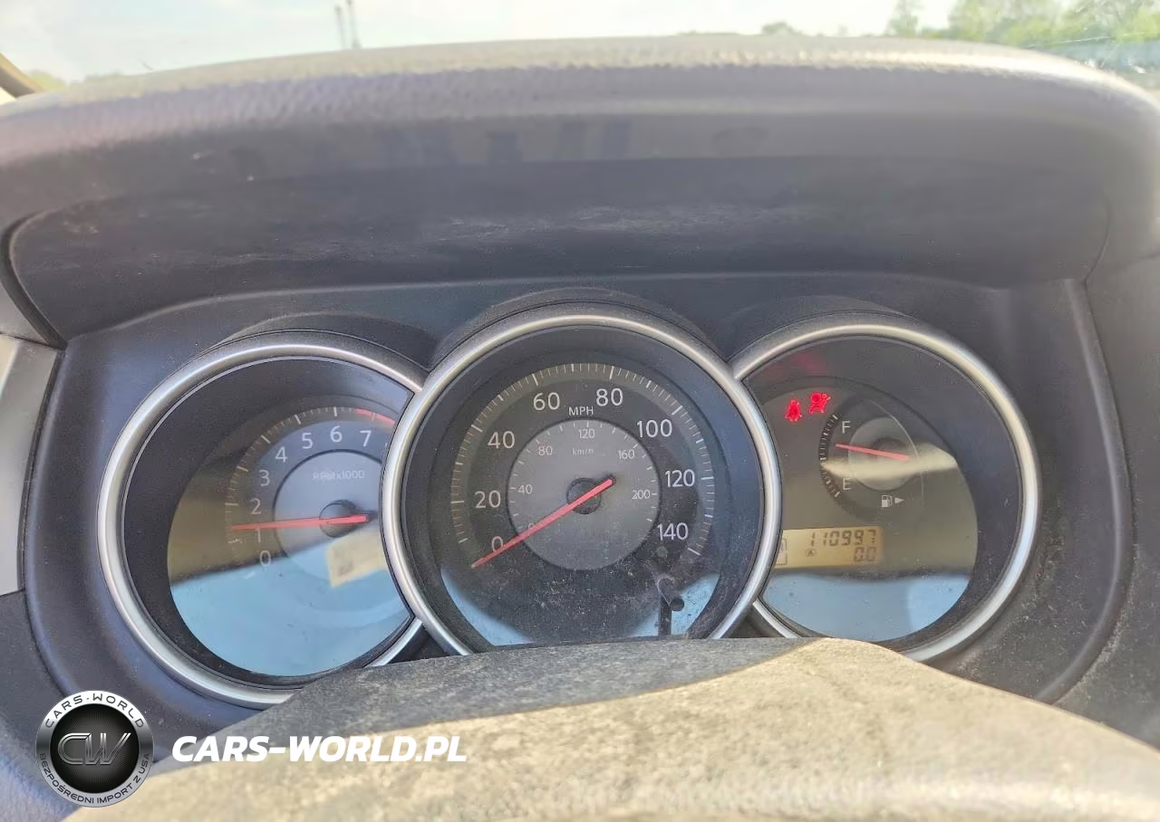 2008 Nissan Versa 1.8 S VIN:3N1BC11E48L375715 - 9