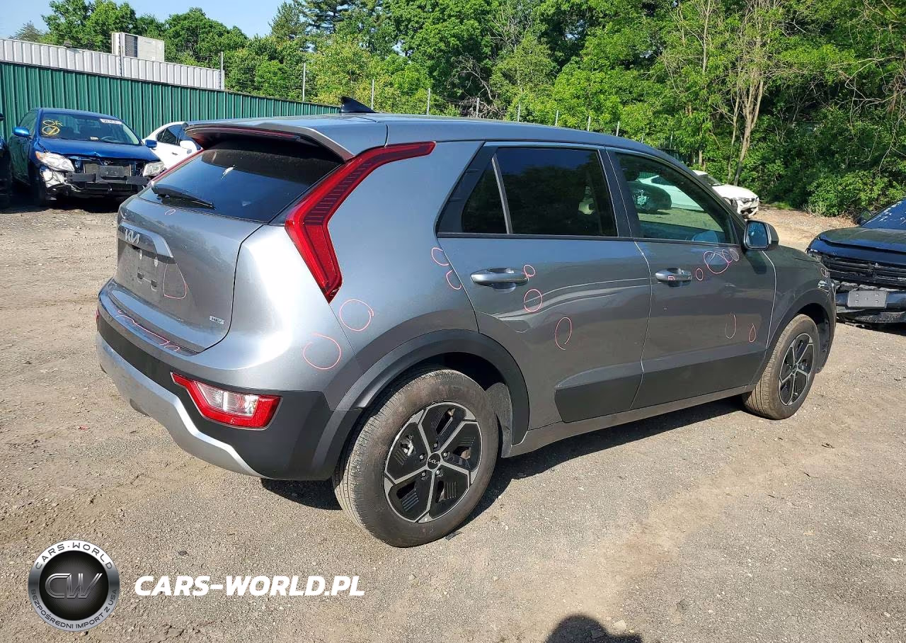 2026 Kia Niro Lx VIN:KNDCP3LE6T5332470 - 3
