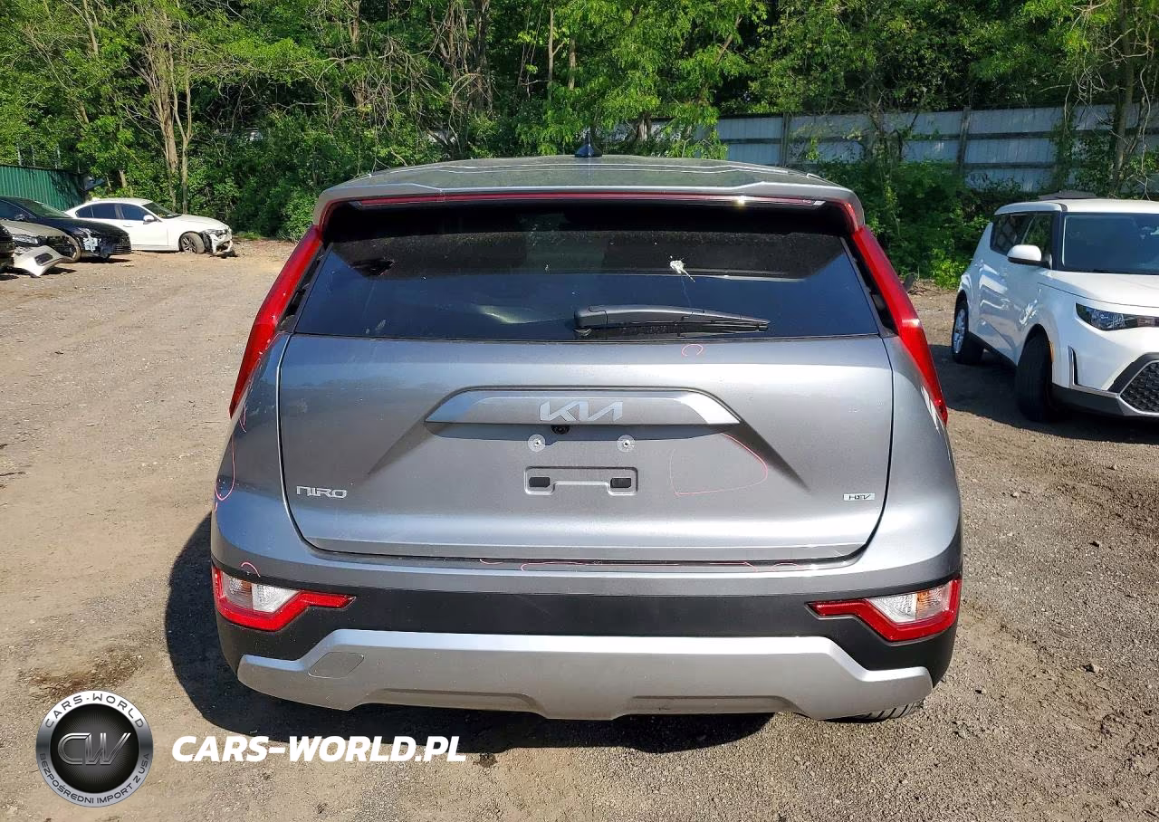 2026 Kia Niro Lx VIN:KNDCP3LE6T5332470 - 6