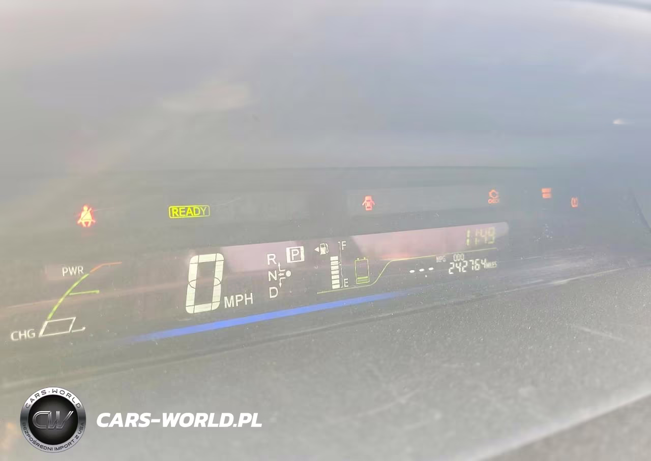 2012 Toyota Prius V Two VIN:JTDZN3EU0C3141224 - 9