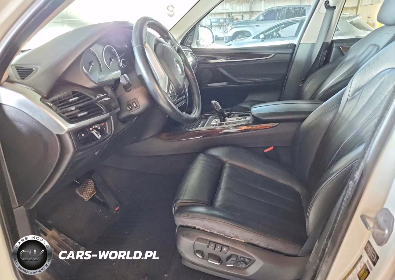 2015 BMW X5 xDrive50I VIN:5UXKR6C52F0J76273 - 7