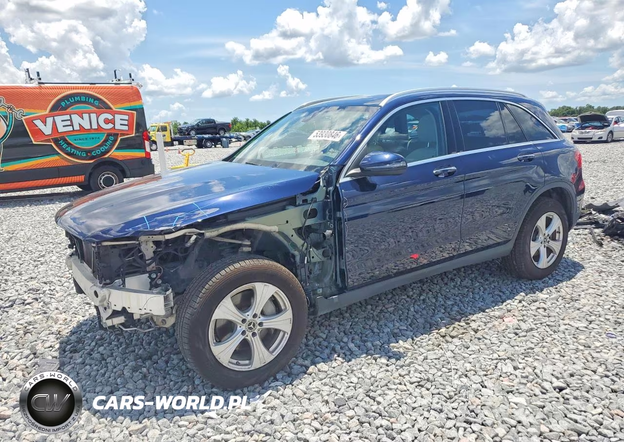 2017 Mercedes-Benz Glc 300 4Matic – zdjęcie 1 z 13