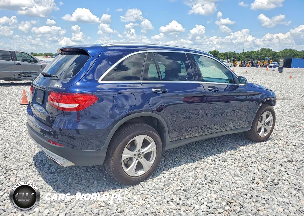 2017 Mercedes-Benz Glc 300 4Matic VIN:WDC0G4KB6HF254669 - 3