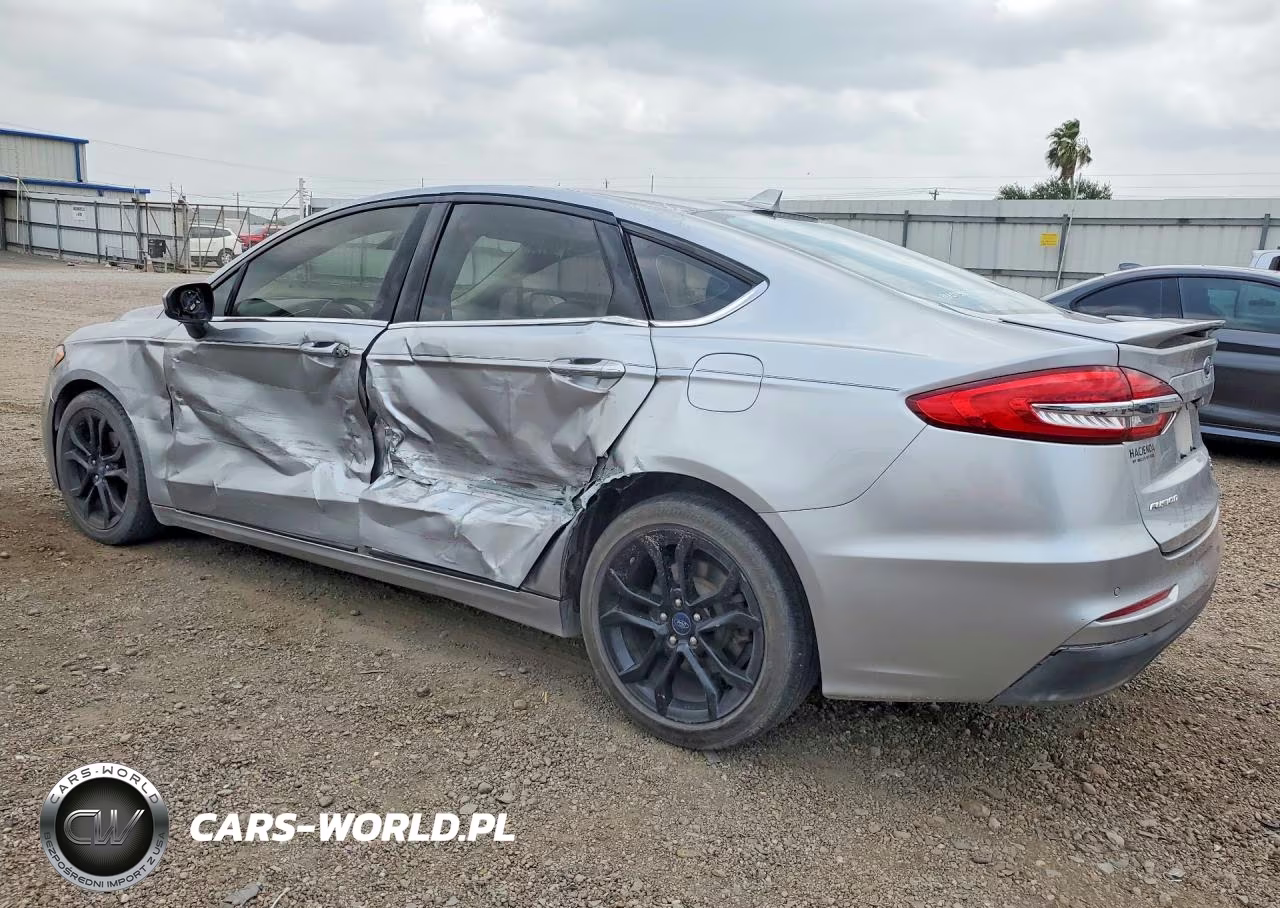 2020 Ford Fusion Se VIN:3FA6P0HDXLR168557 - 2