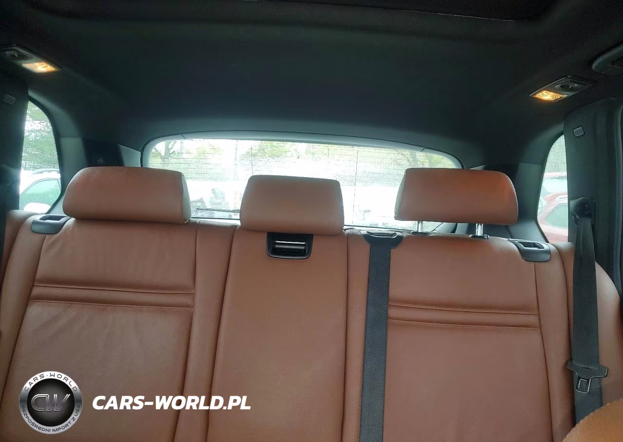 2012 BMW X5 xDrive50I VIN:5UXZV8C5XCL423491 - 10