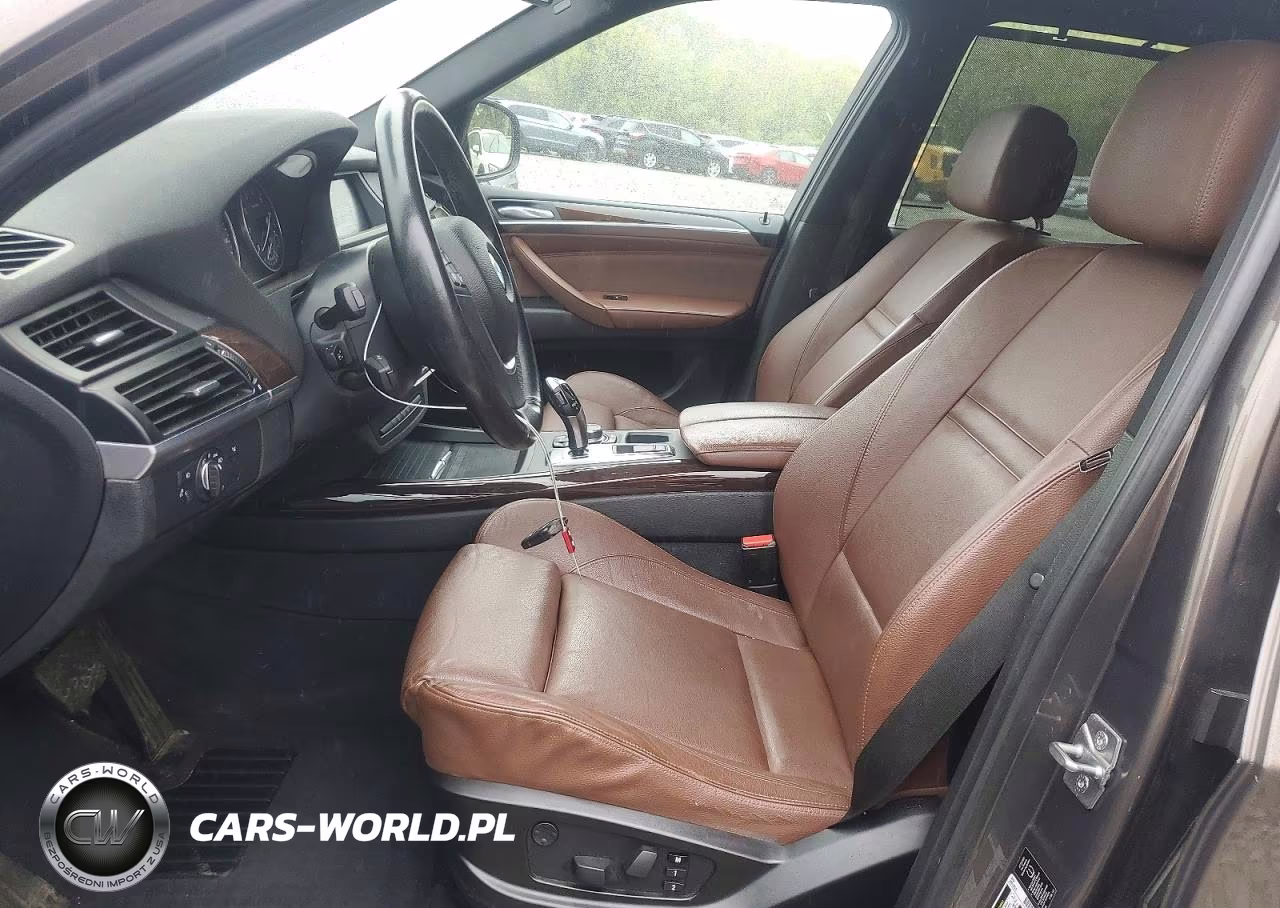 2012 BMW X5 xDrive50I VIN:5UXZV8C5XCL423491 - 7
