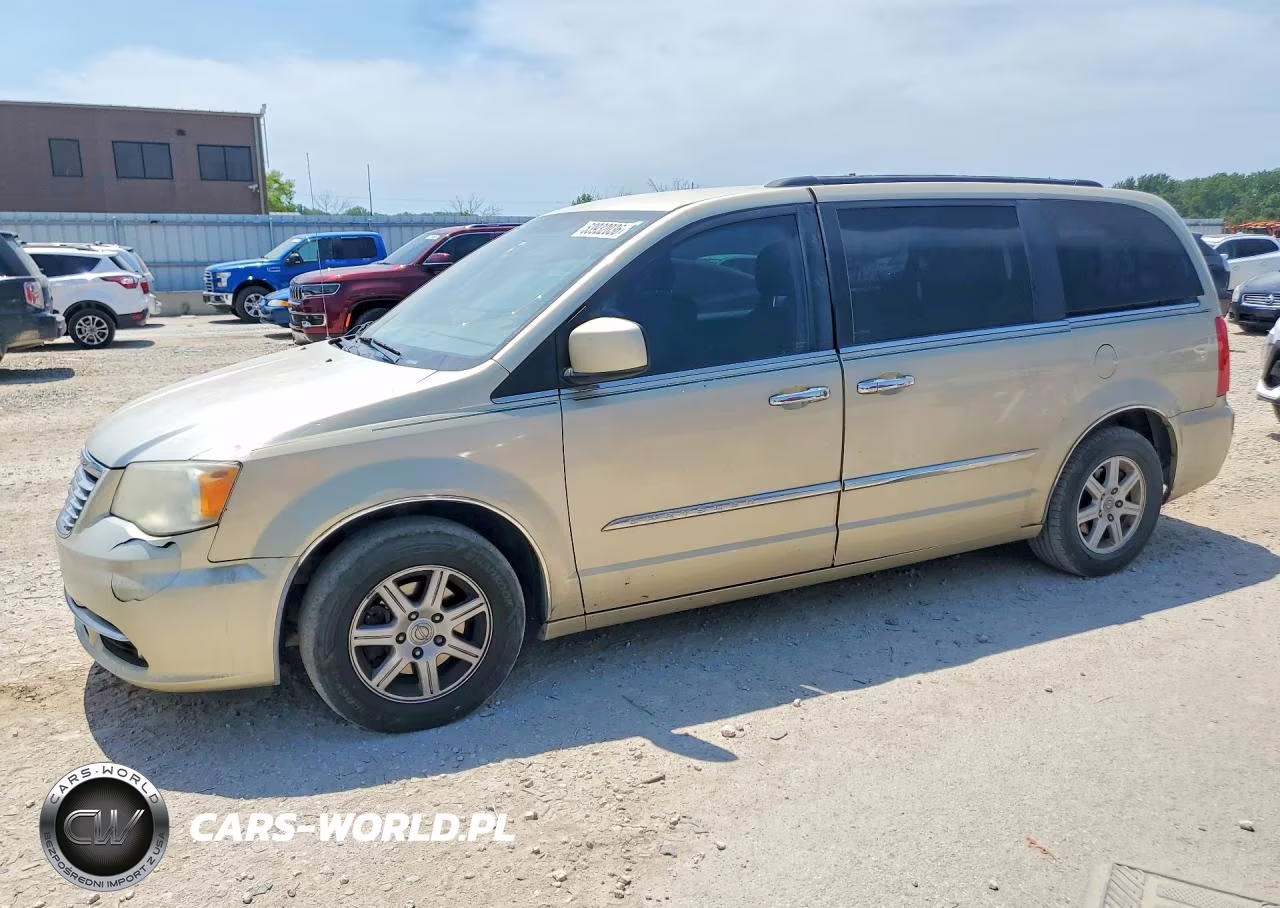 2011 Chrysler Town & Country Limit