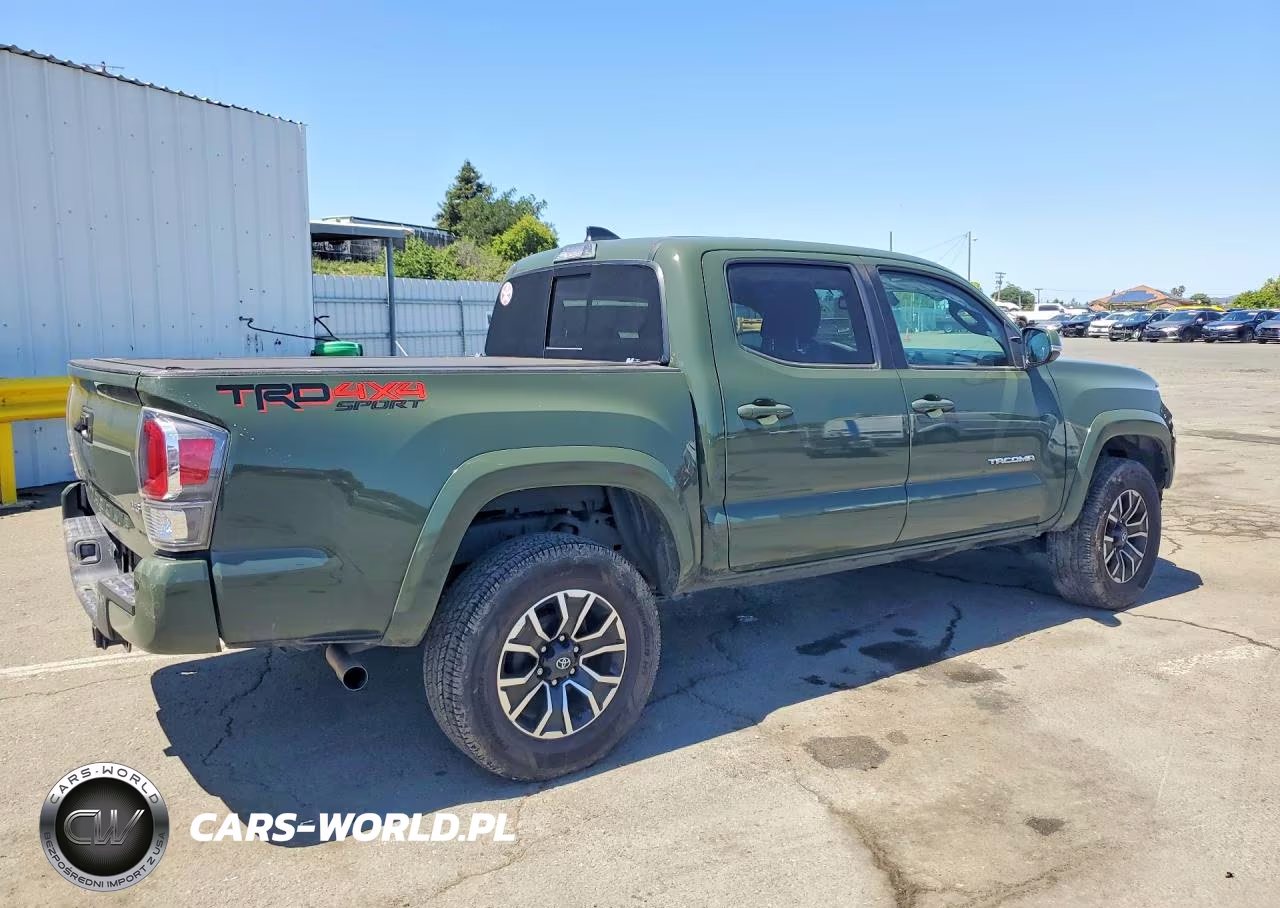 2022 Toyota Tacoma Trd Sport VIN:3TMCZ5AN1NM517760 - 3
