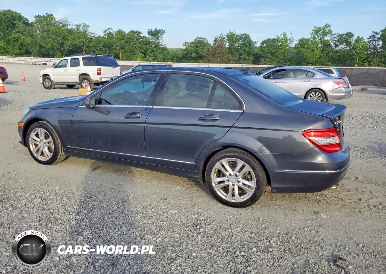 2014 Mercedes-Benz C 250 VIN:WDDGF4HB5ER307330 - 2
