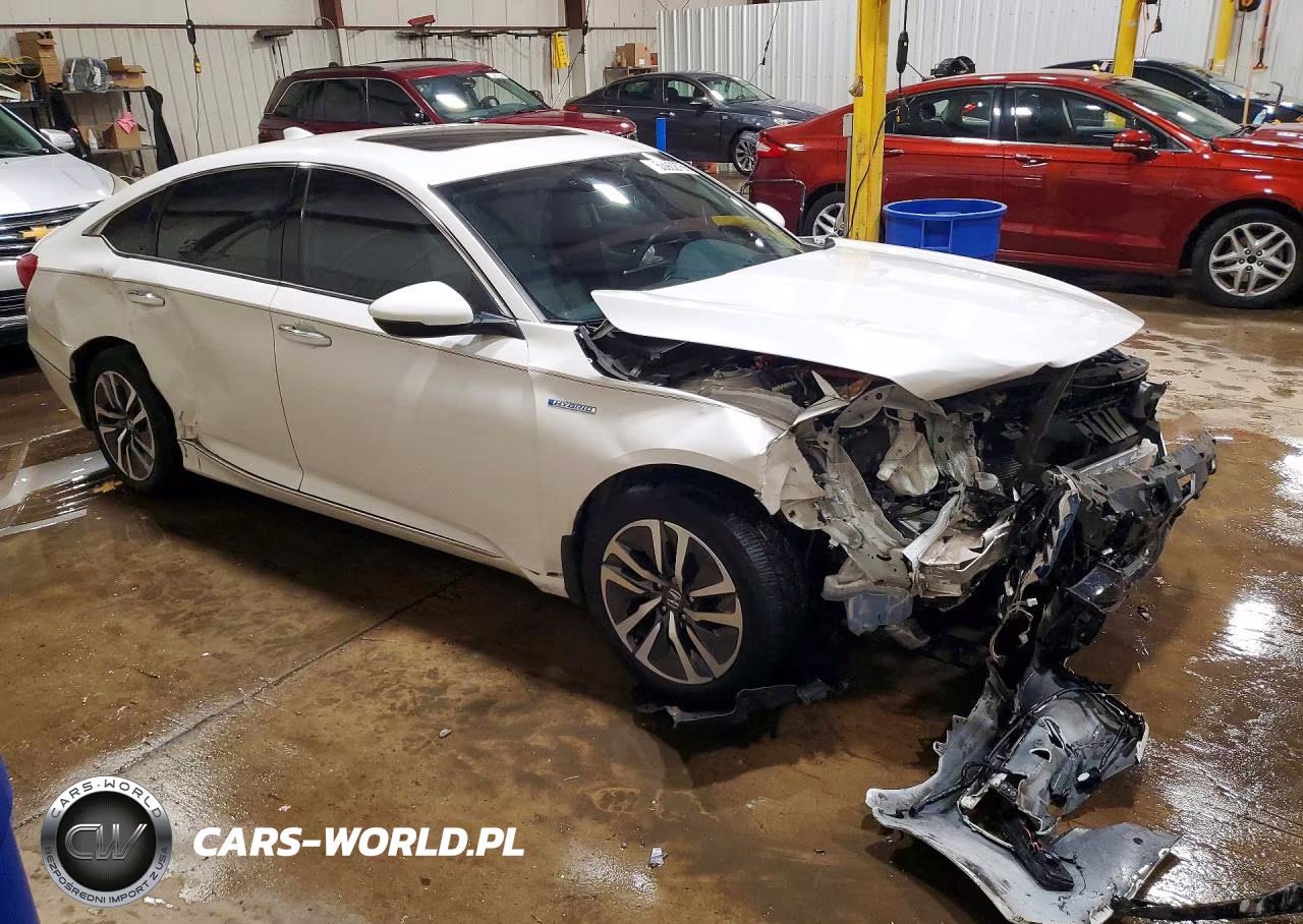 2020 Honda Accord Touring Hybrid VIN:1HGCV3F95LA008570 - 4