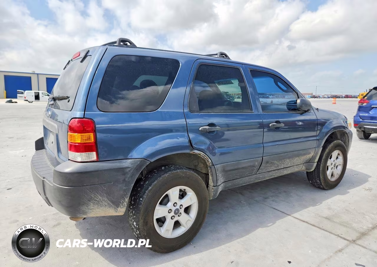 2006 Ford Escape Xlt VIN:1FMYU03106KA18700 - 3