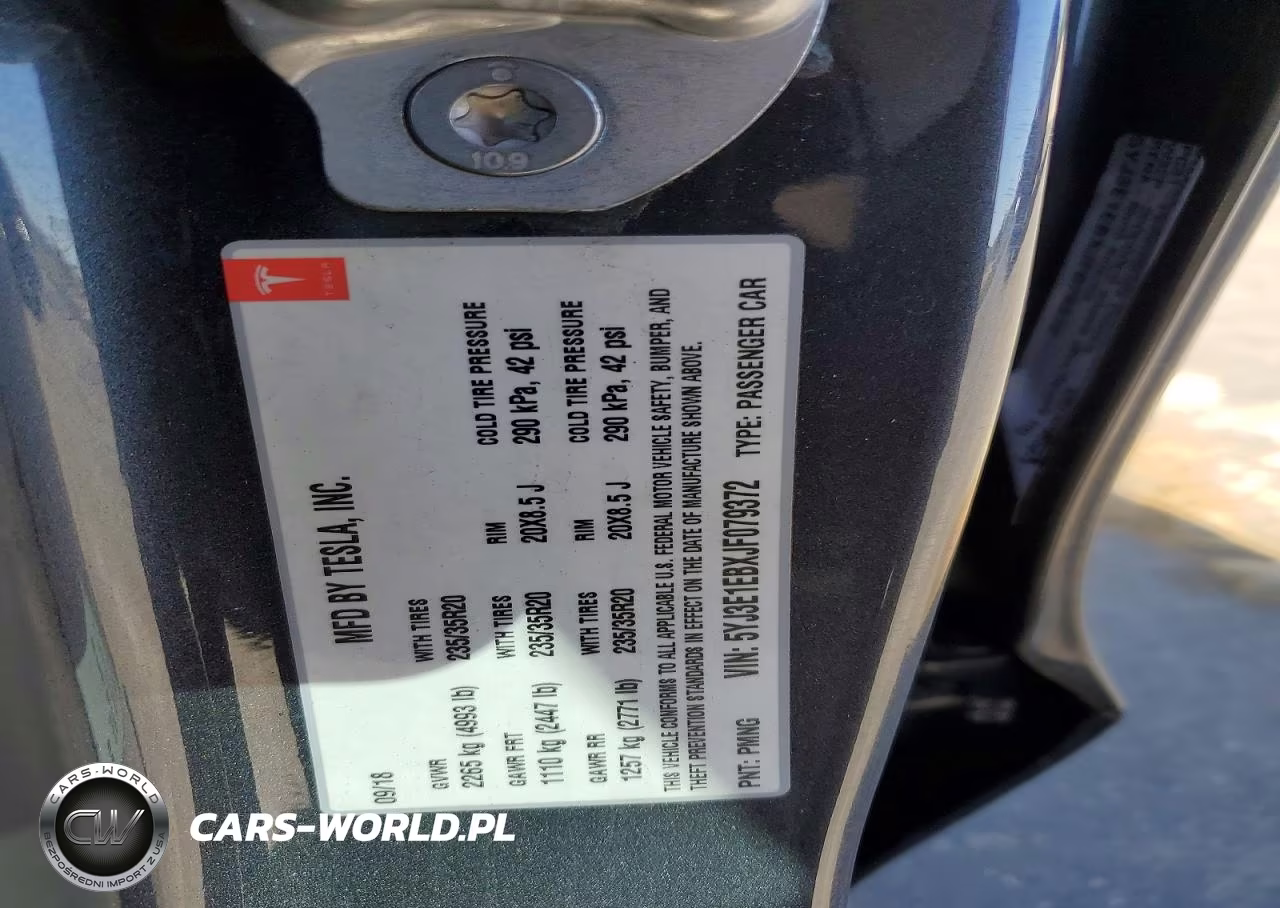 2018 Tesla Model 3 VIN:5YJ3E1EBXJF079372 - 12