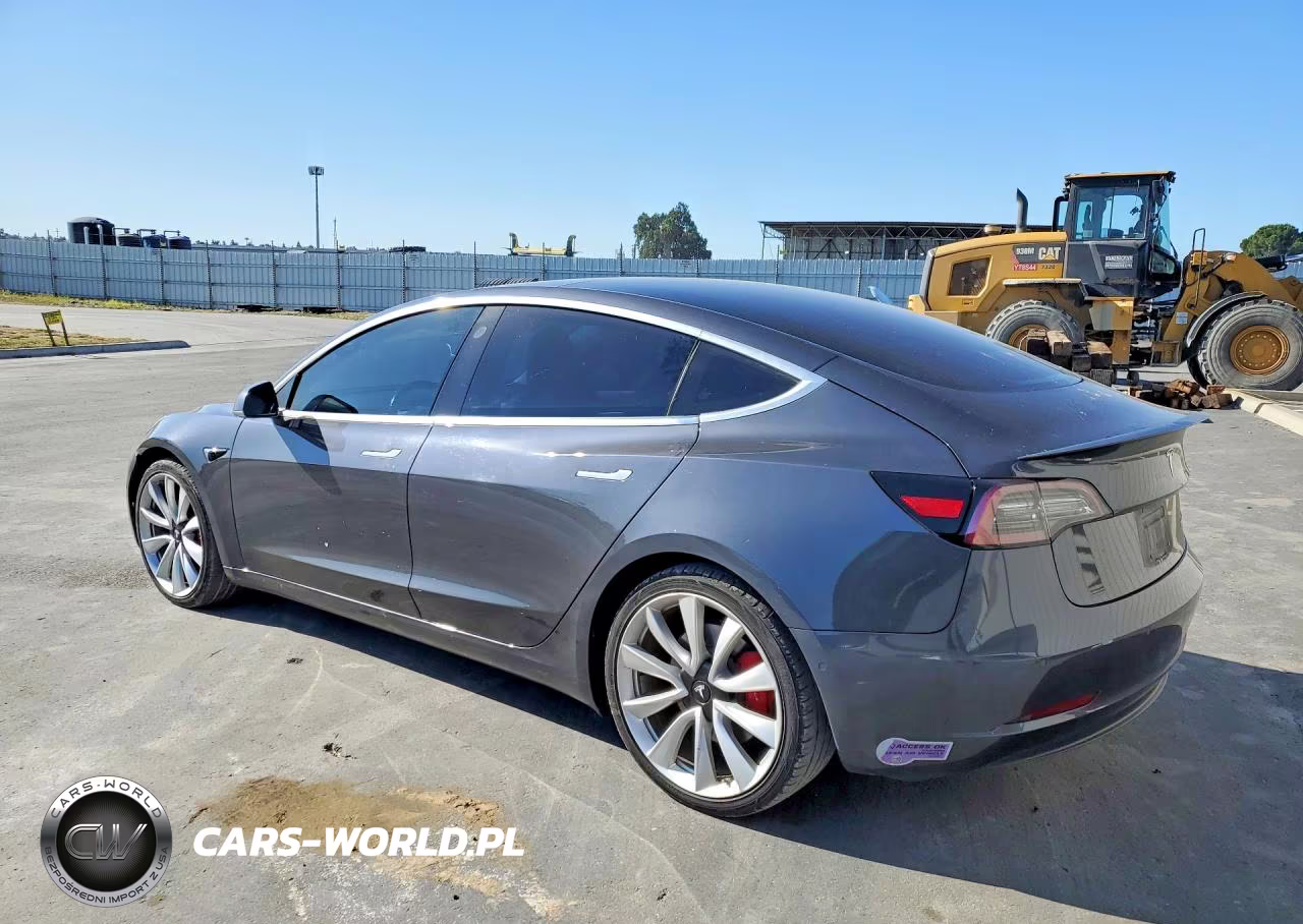 2018 Tesla Model 3 VIN:5YJ3E1EBXJF079372 - 2