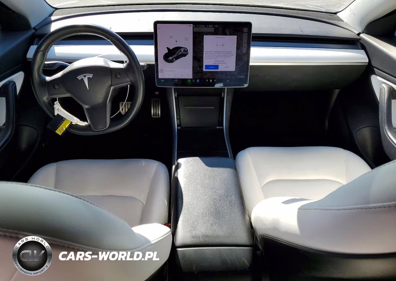 2018 Tesla Model 3 VIN:5YJ3E1EBXJF079372 - 8