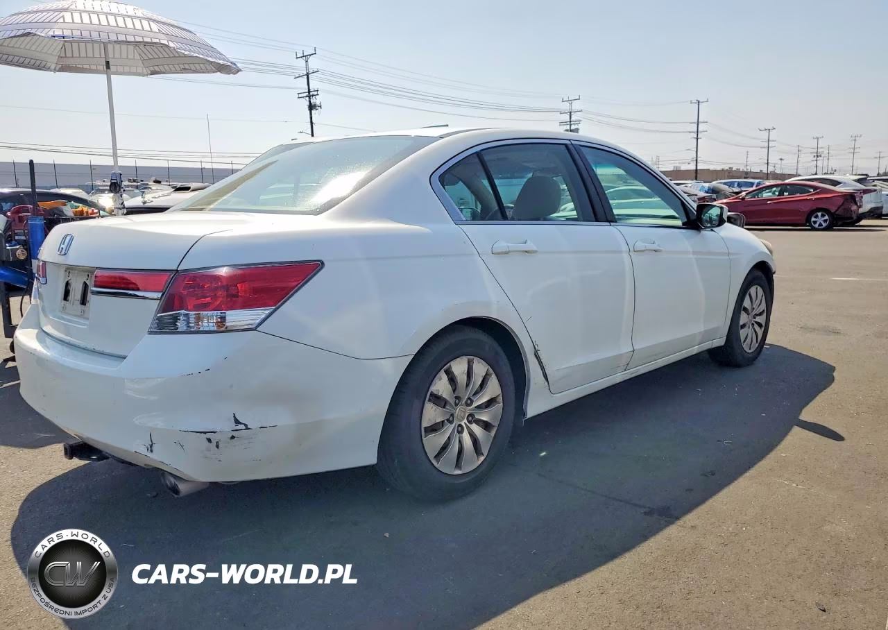 2011 Honda Accord Lx VIN:1HGCP2F32BA112366 - 3
